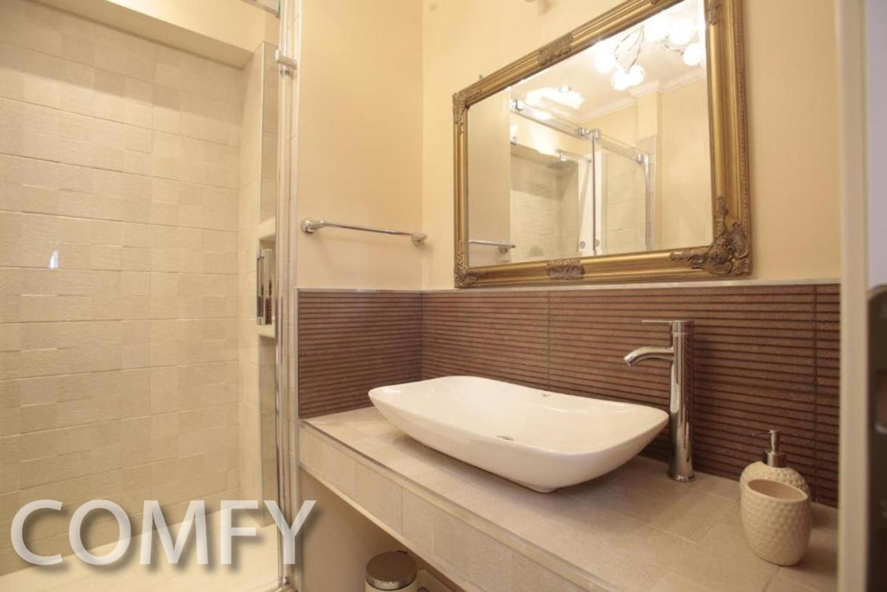 Live Bucharest Appartement Buitenkant foto